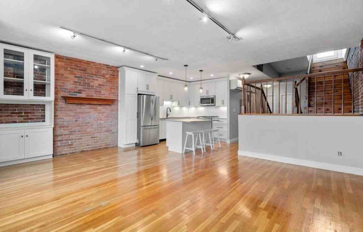 35 High St #4 - Photo 6 of 17