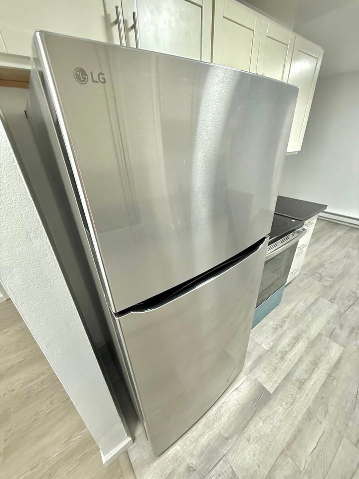 2611 44th Ave Sw #7 - Photo 5 of 19
