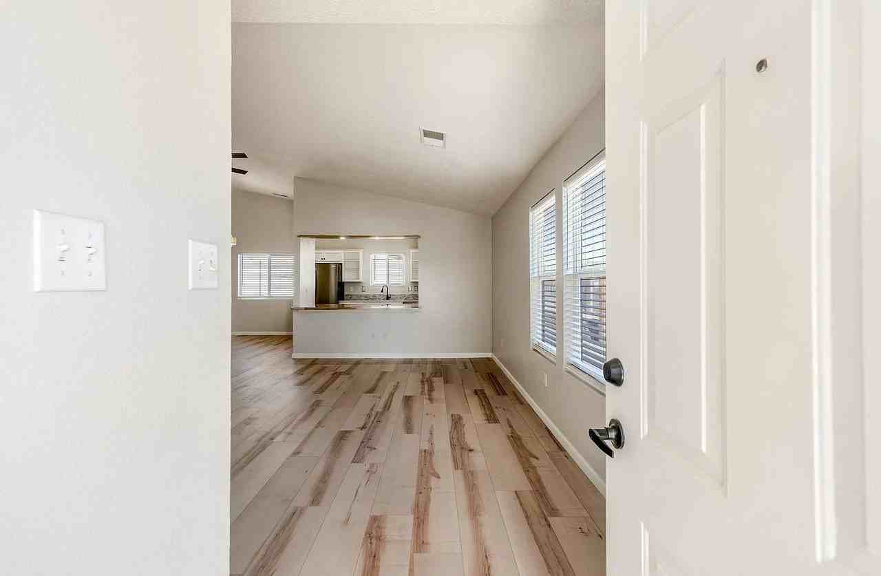 10640 Rigoletto Dr Nw - Photo 3 of 20