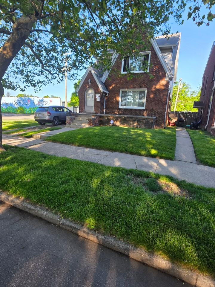 10880 Stratman St #1 - Photo 7 of 10