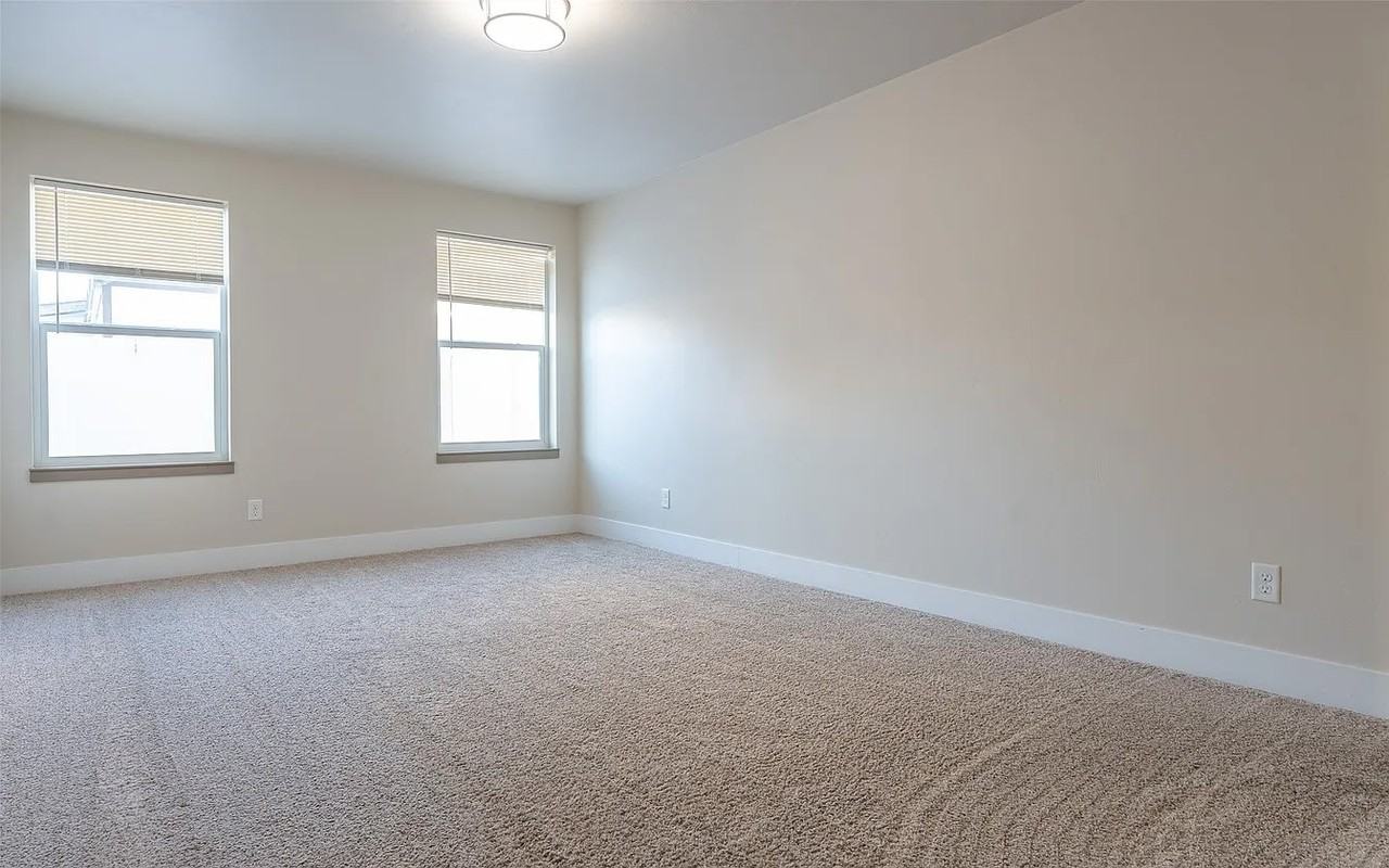 1543 7th Ave W - Photo 6 of 20