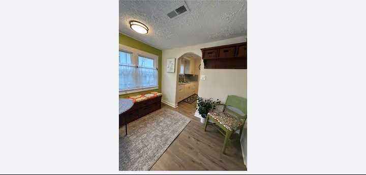 207 N 4th St - Photo 7 of 8