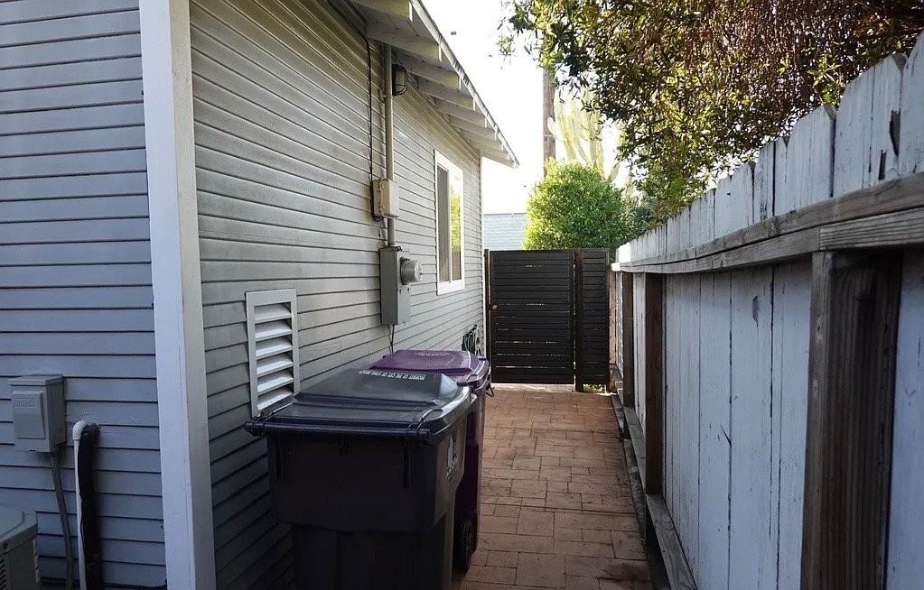 1348 Cherry Ave - Photo 6 of 19