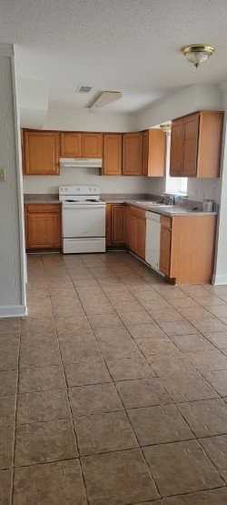 3116 Birch Ln - Photo 4 of 9