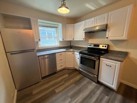 115 W Monmouth St #2 - Photo 1 of 1