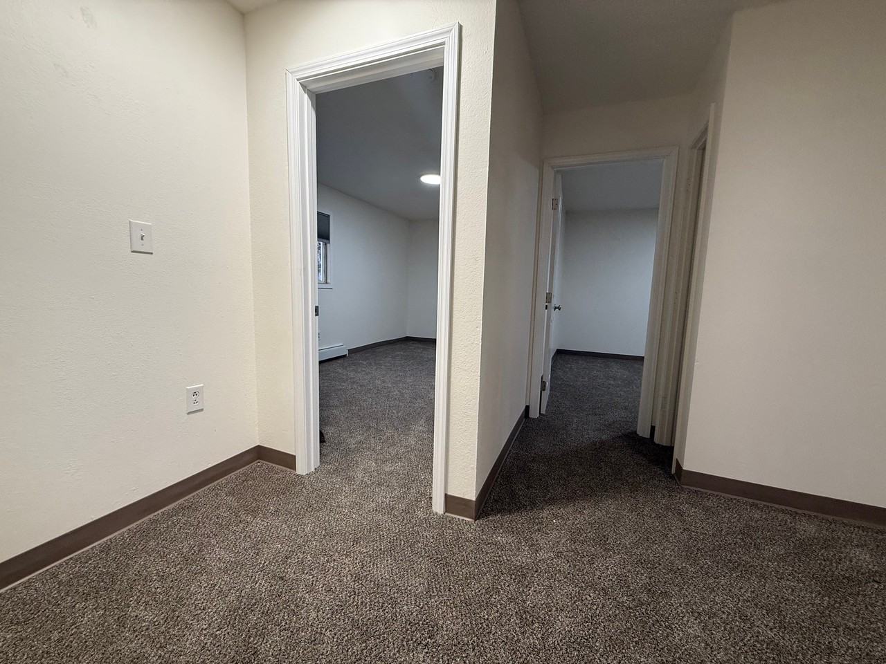 749 Fischer Ave #4 - Photo 3 of 9