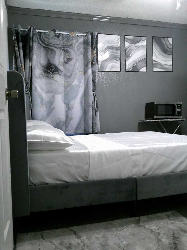 2380 S Bardell Ave - Photo 7 of 7