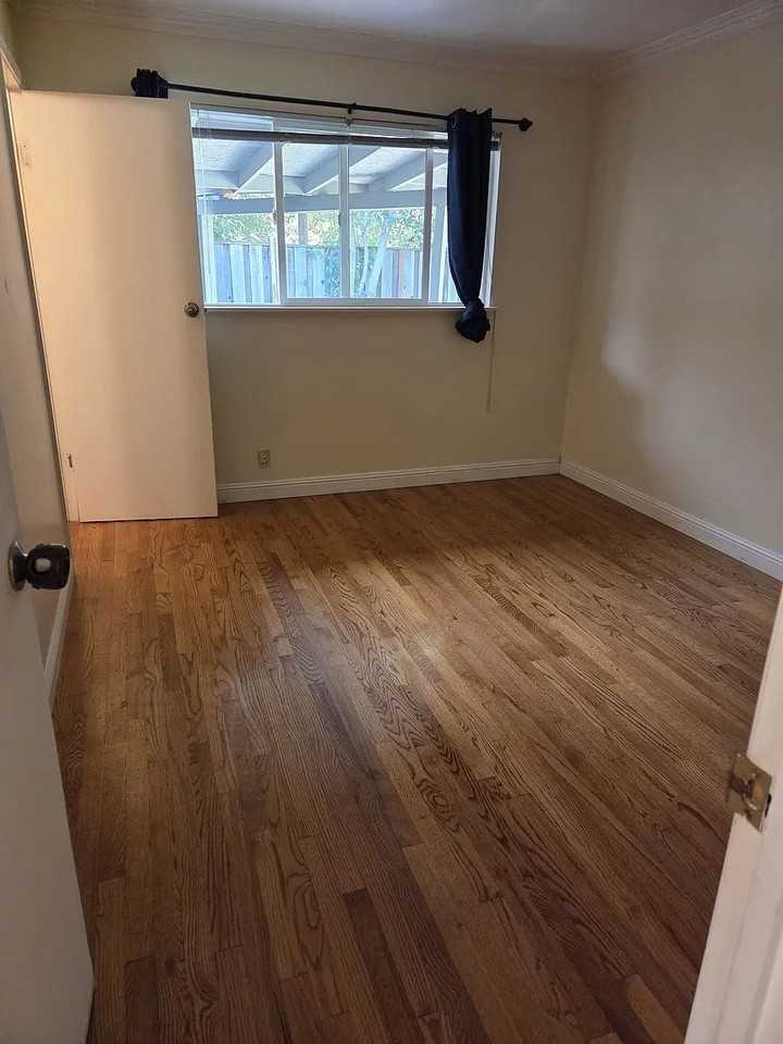 4953 Kenson Dr - Photo 5 of 10