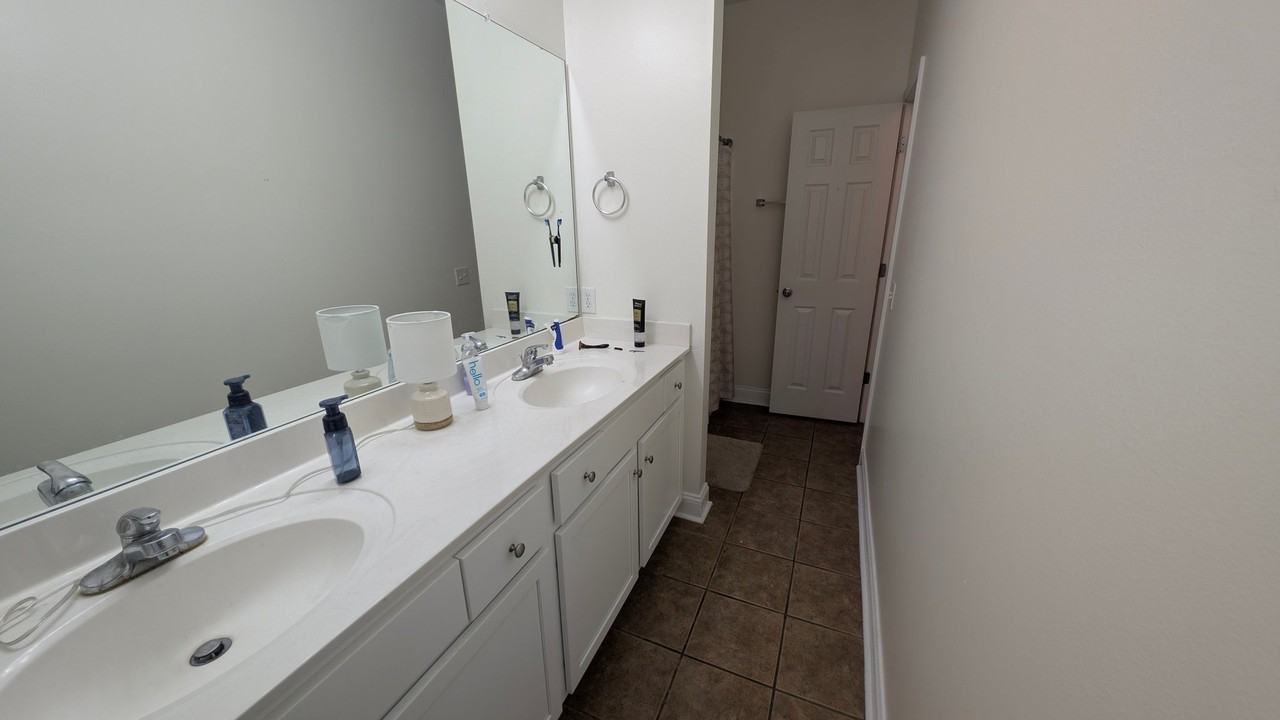 157 Dennis Dr - Photo 4 of 5