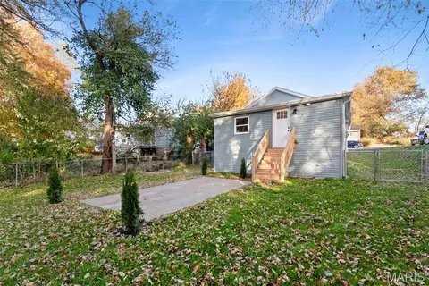 3221 Suncrest Ave - Photo 2 of 11
