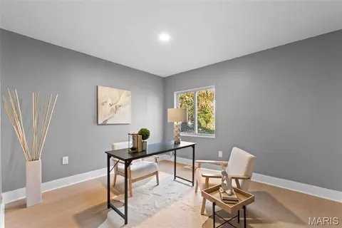 3221 Suncrest Ave - Photo 4 of 11
