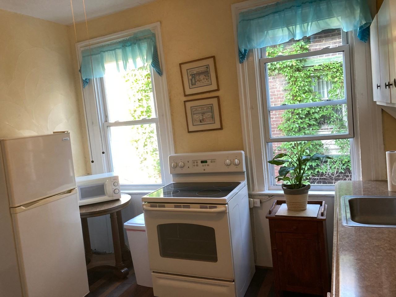 2160 Wylie Ave #1 - Photo 3 of 10