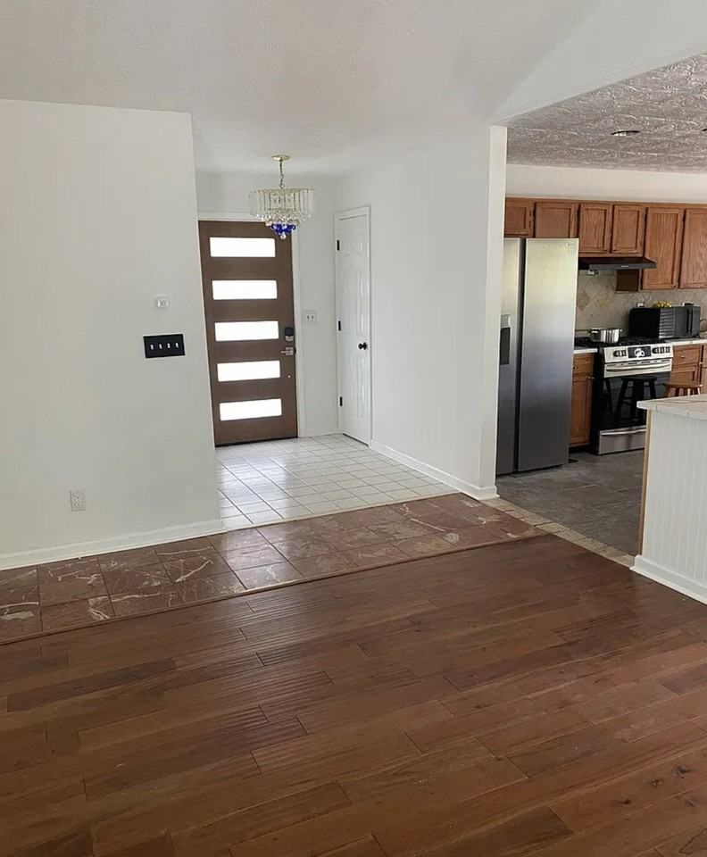 6917 Rock Creek Ct - Photo 3 of 11