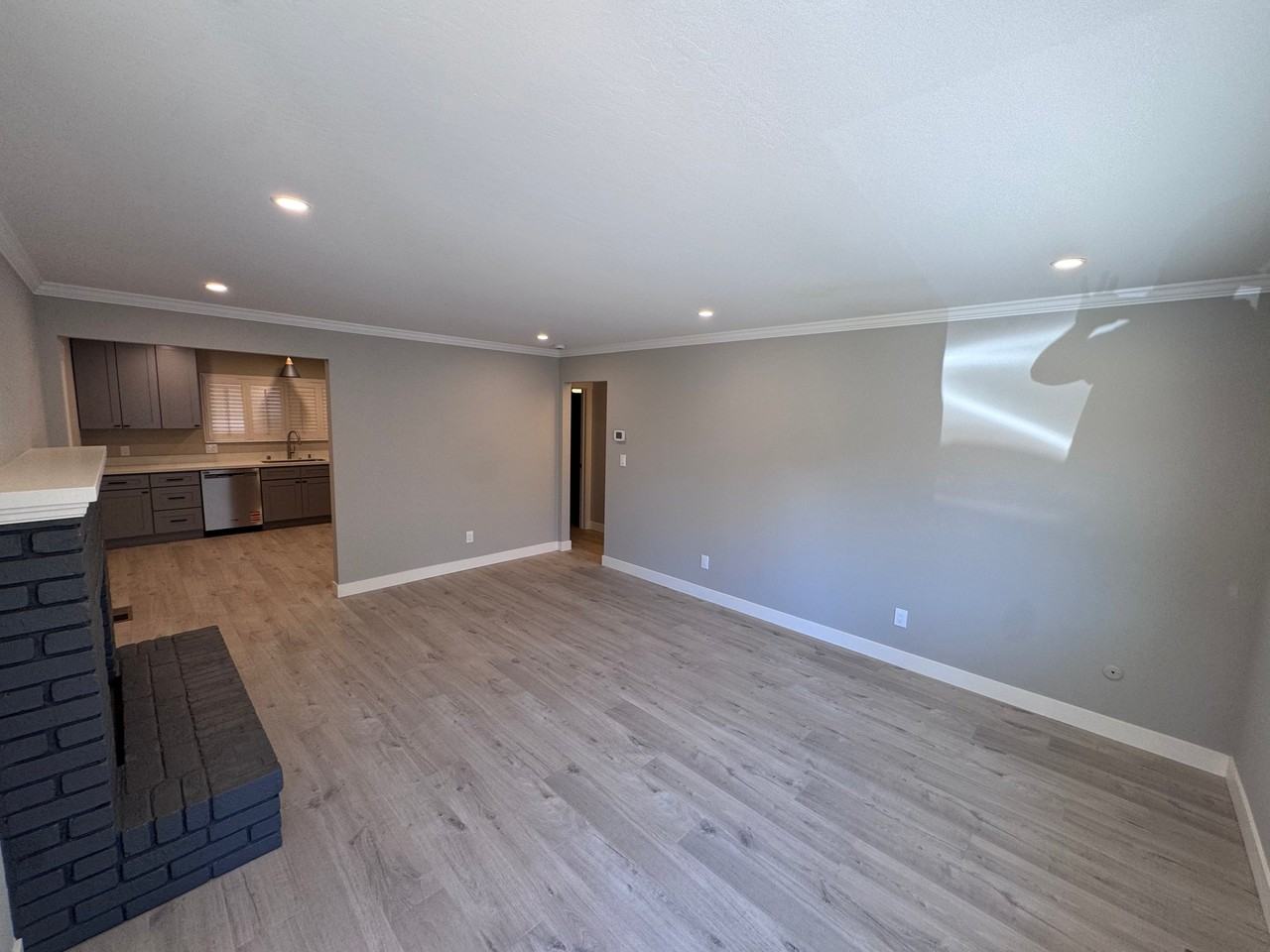 611 Nason St #613 - Photo 4 of 13