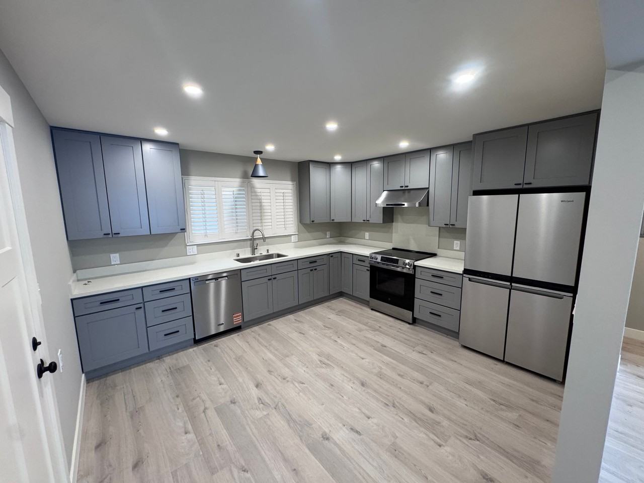 611 Nason St #613 - Photo 6 of 13