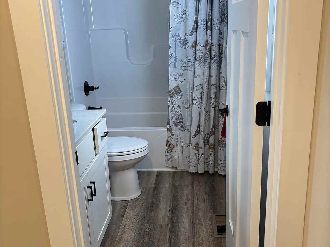 1004 Sweet Amy Way - Photo 3 of 12