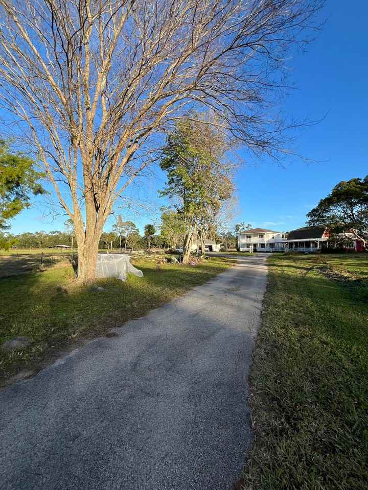 501 Leeway Trl - Photo 3 of 9