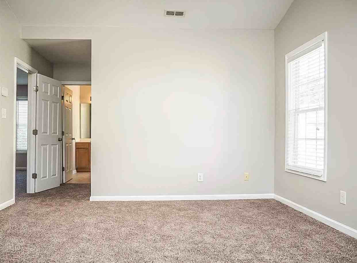 3138 Rendezvous Dr - Photo 7 of 13