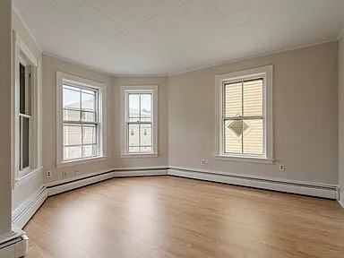 125 Cross St #2 - Photo 4 of 6