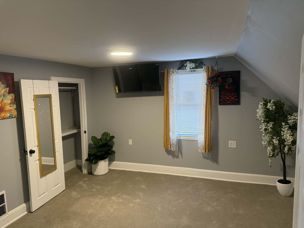 42 Gage St #2 - Photo 6 of 9