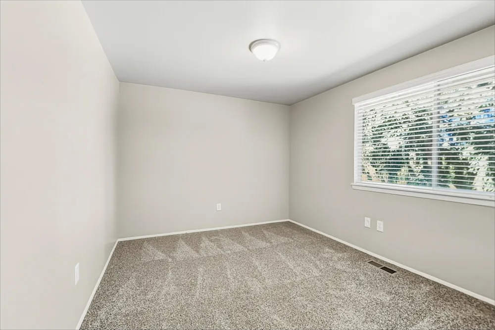 20210 111th Street Ct E #NA - Photo 3 of 9