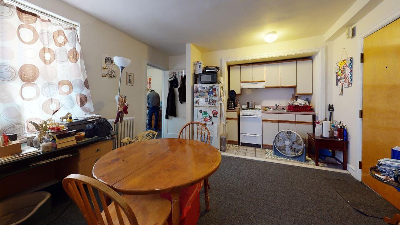 Sherwood Court Apartments - Photo 6 of 34