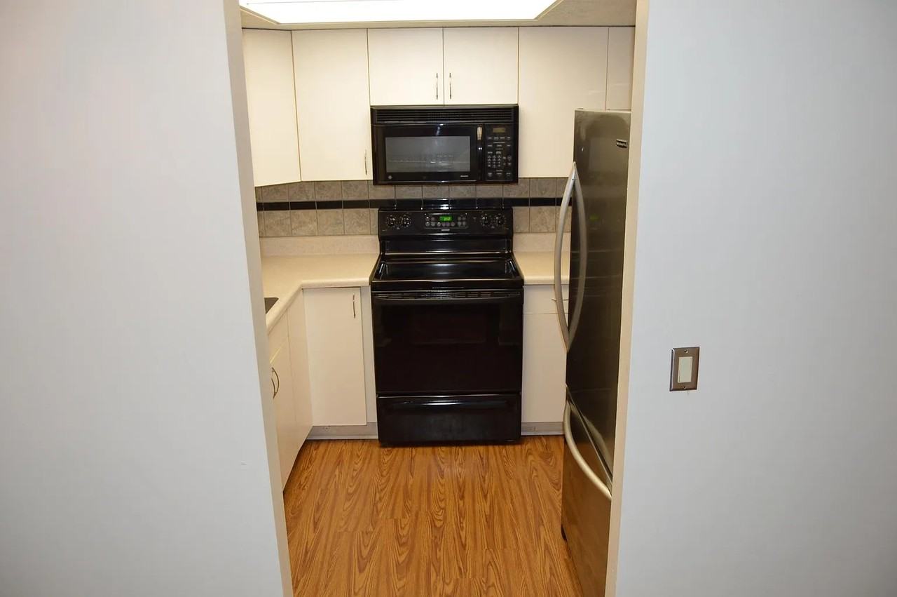 2124 Oak Chace Ct #NA - Photo 4 of 15