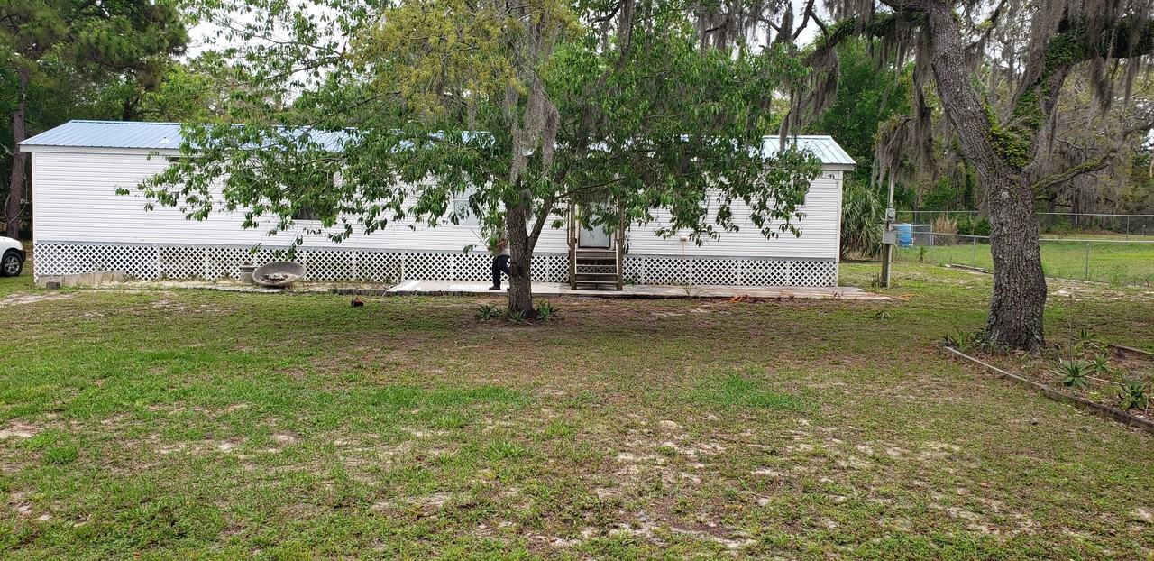 17014 Meridian Blvd #NA - Photo 2 of 19