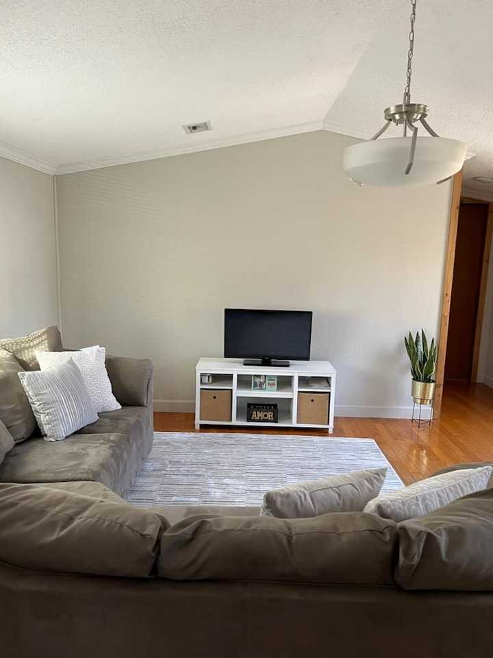 17014 Meridian Blvd #NA - Photo 7 of 19