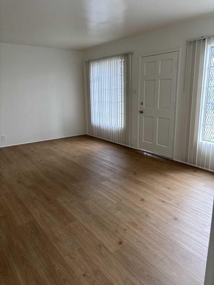 900 E Arlington St #NA - Photo 4 of 10