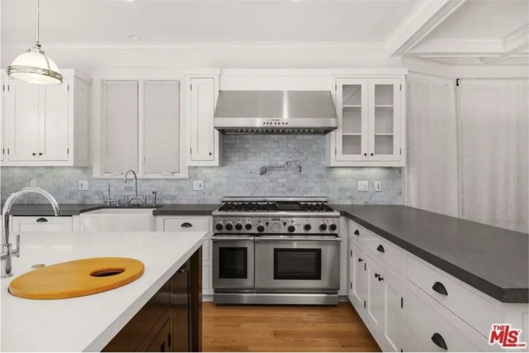 44 Sunset Ave #NA - Photo 3 of 9