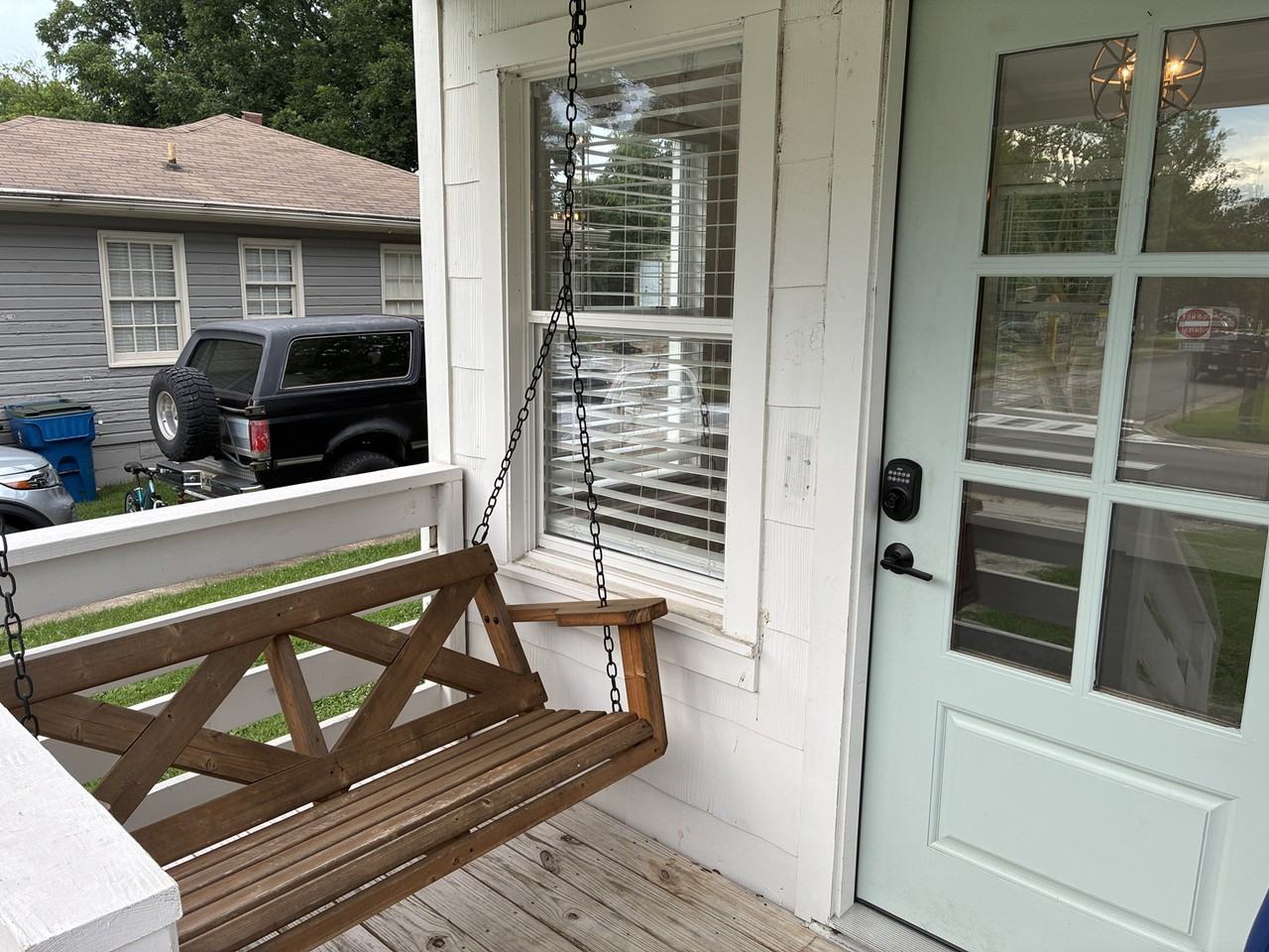 801 Grove St #NA - Photo 4 of 32