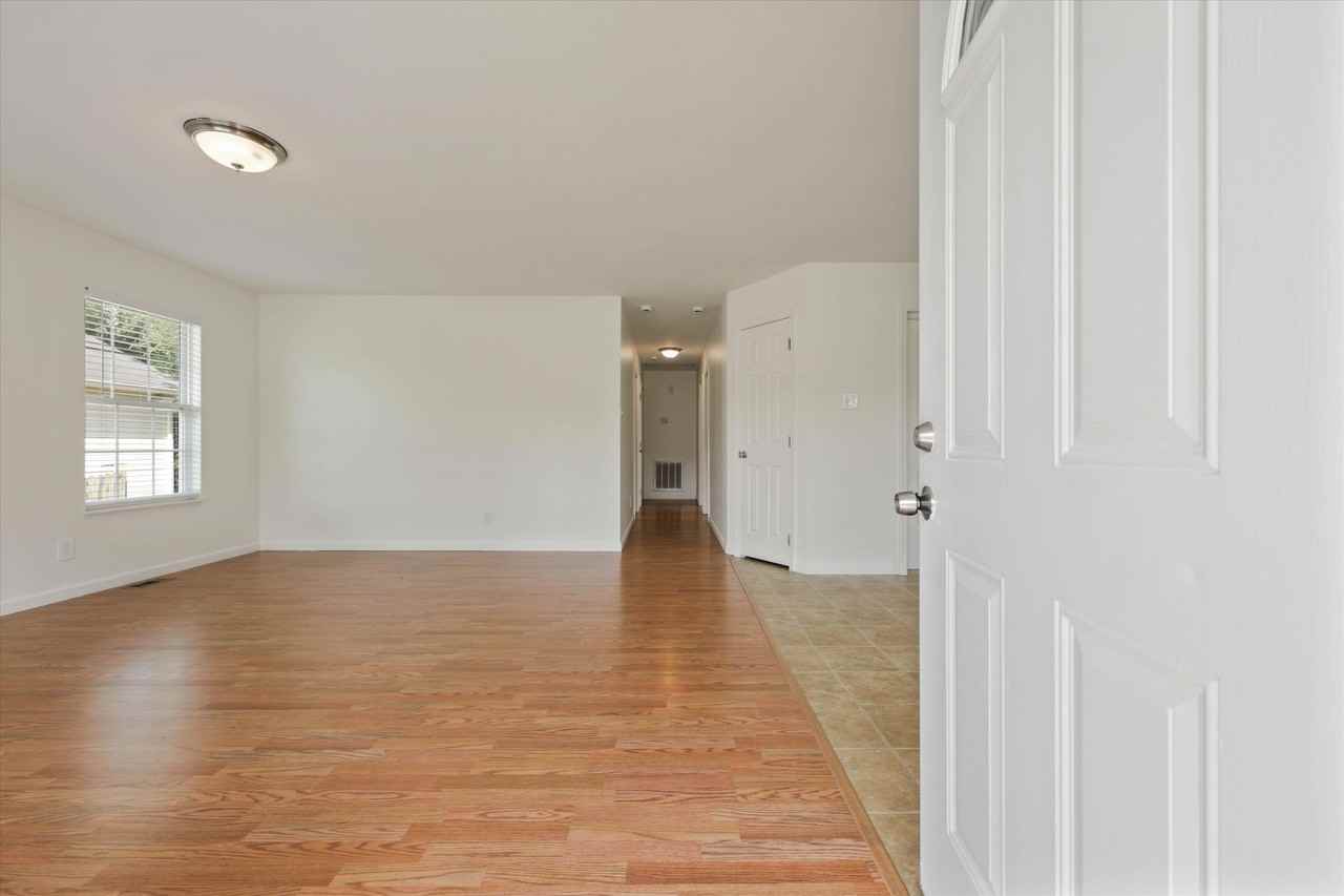 206 W Edison St #NA - Photo 5 of 17
