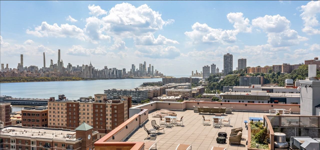 512 Hudson Park #512 - Photo 2 of 20