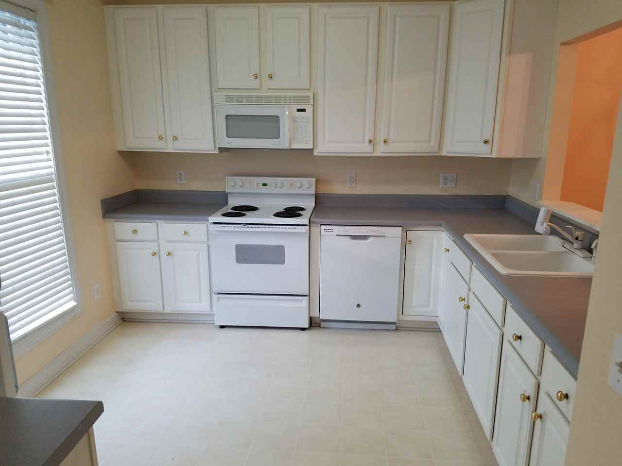 9208 Grassington Way #9208 - Photo 3 of 7