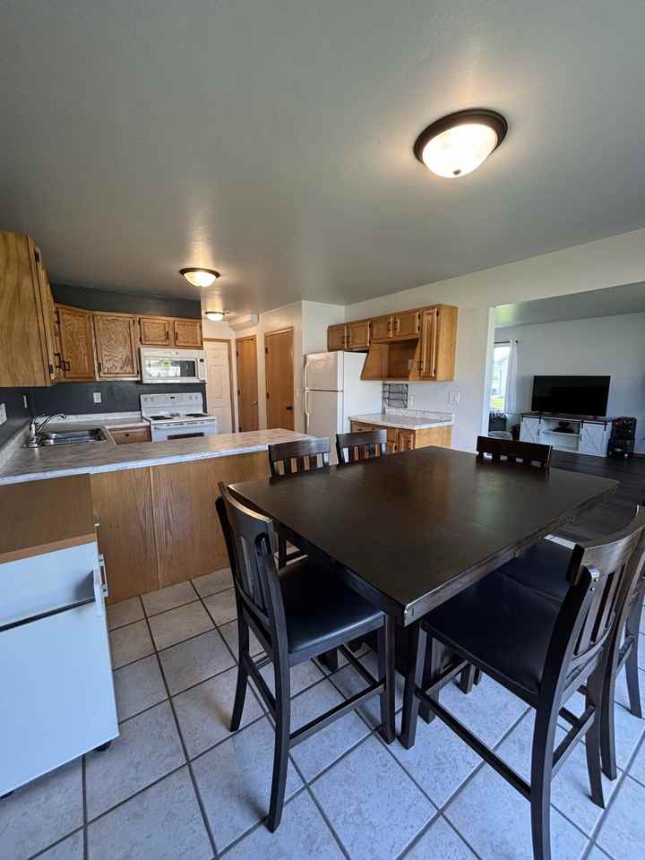 435 W Green Bay St #1 - Photo 5 of 15