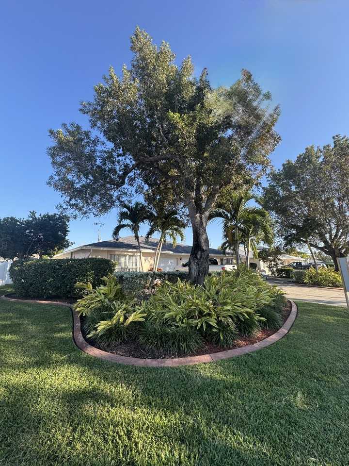 3633 Country Club Blvd #1RIGHTSIDE - Photo 2 of 27