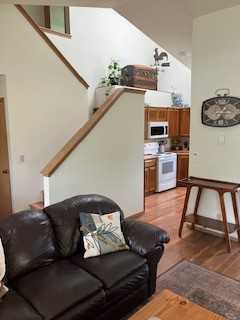 5521 S Crestline St #5521 - Photo 4 of 17