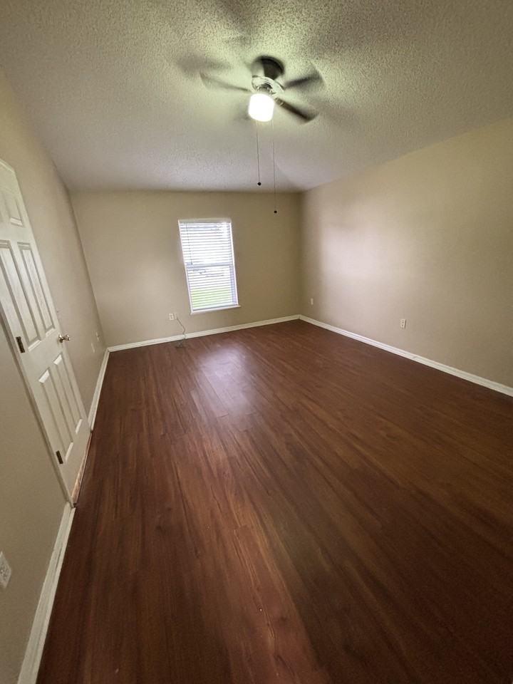 623 Polynesian Ct #NA - Photo 4 of 14