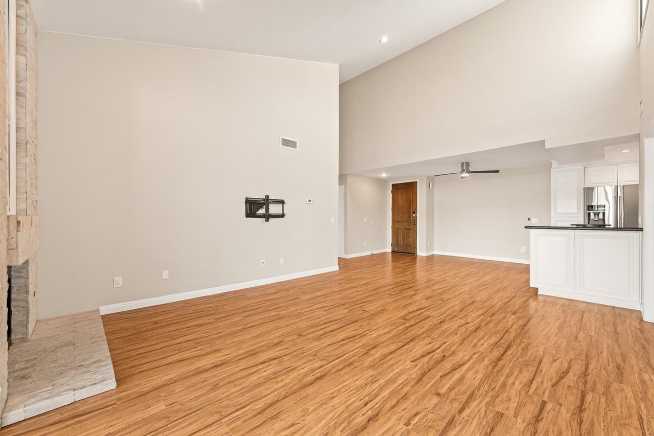 8600 Tuscany Ave #424 - Photo 5 of 32