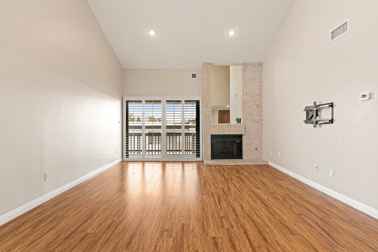 8600 Tuscany Ave #424 - Photo 6 of 32