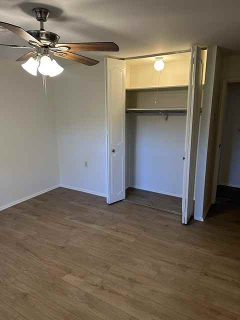 278C Kingston Ct #278C - Photo 4 of 9