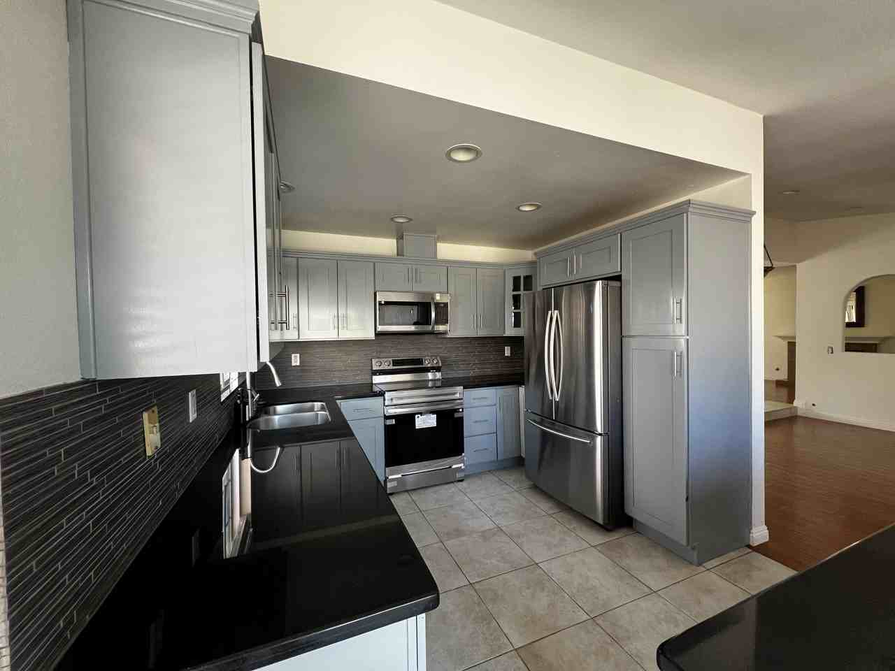 1234 Summersworth Pl #NA - Photo 4 of 12