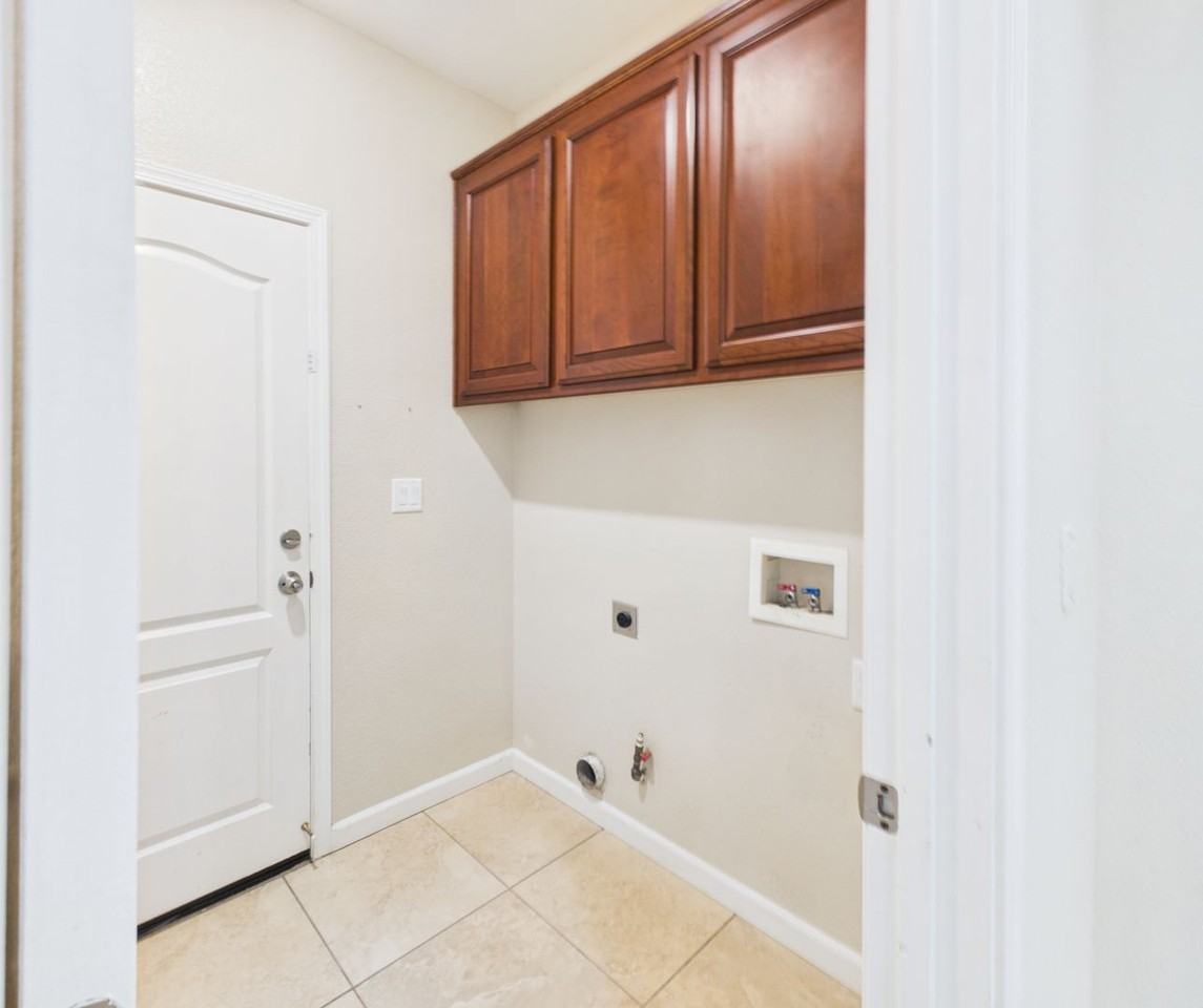 8200 Sienna Loop - Photo 7 of 17