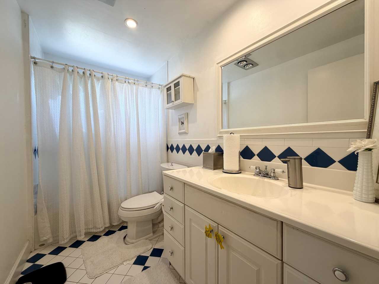 5105 White Oak Ln #NA - Photo 7 of 23