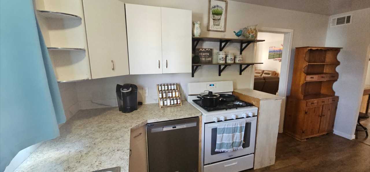 1107 N Buena Vista Ave #NA - Photo 7 of 20