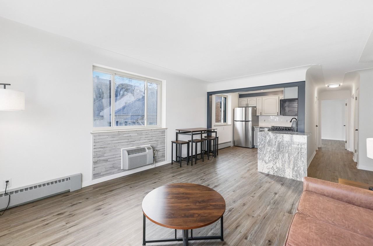 2259 S Josephine St #202 - Photo 6 of 24