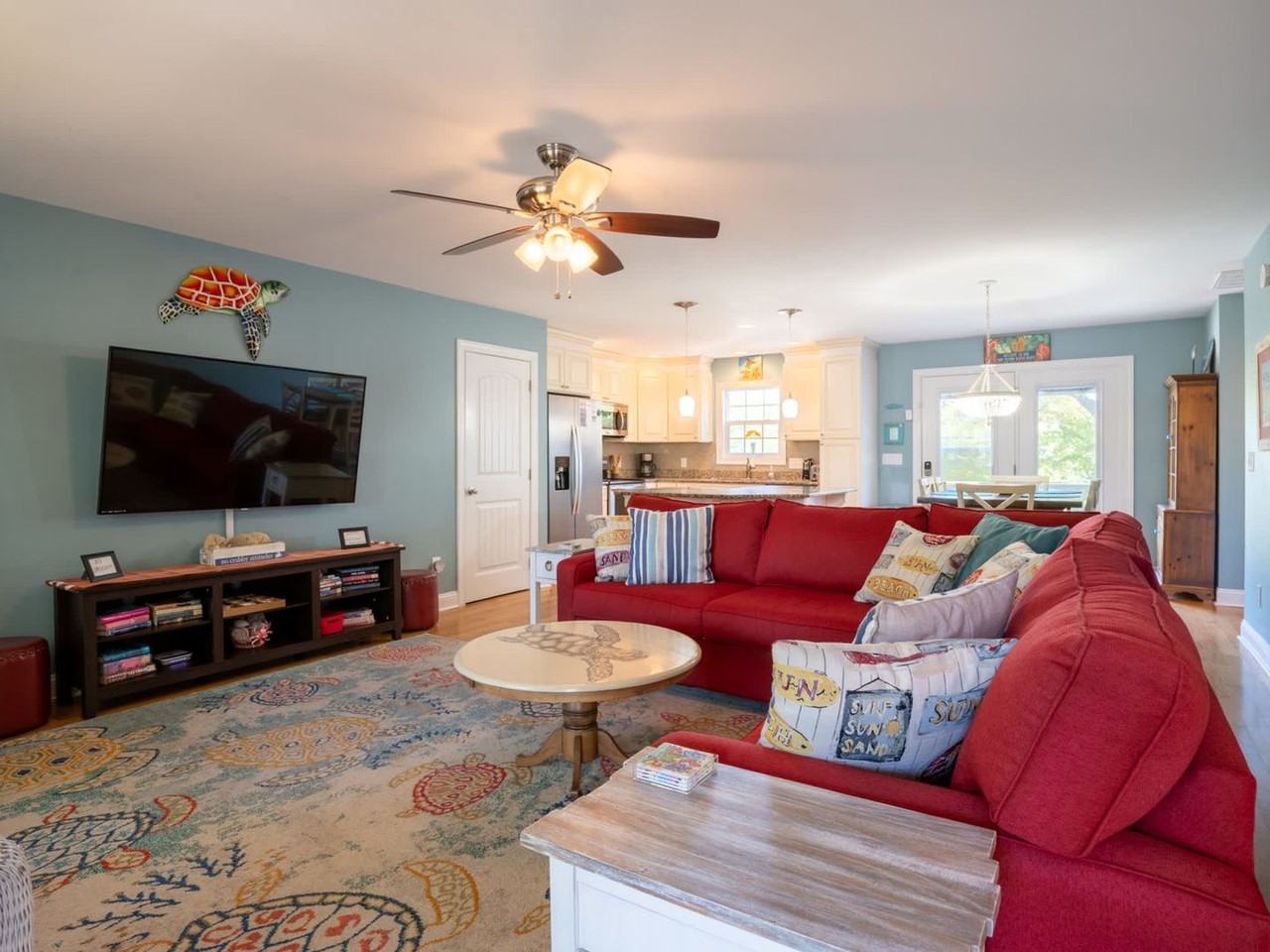 4502 The Gypsy Rose @ 4502 E Oak Island Dr - Photo 7 of 37