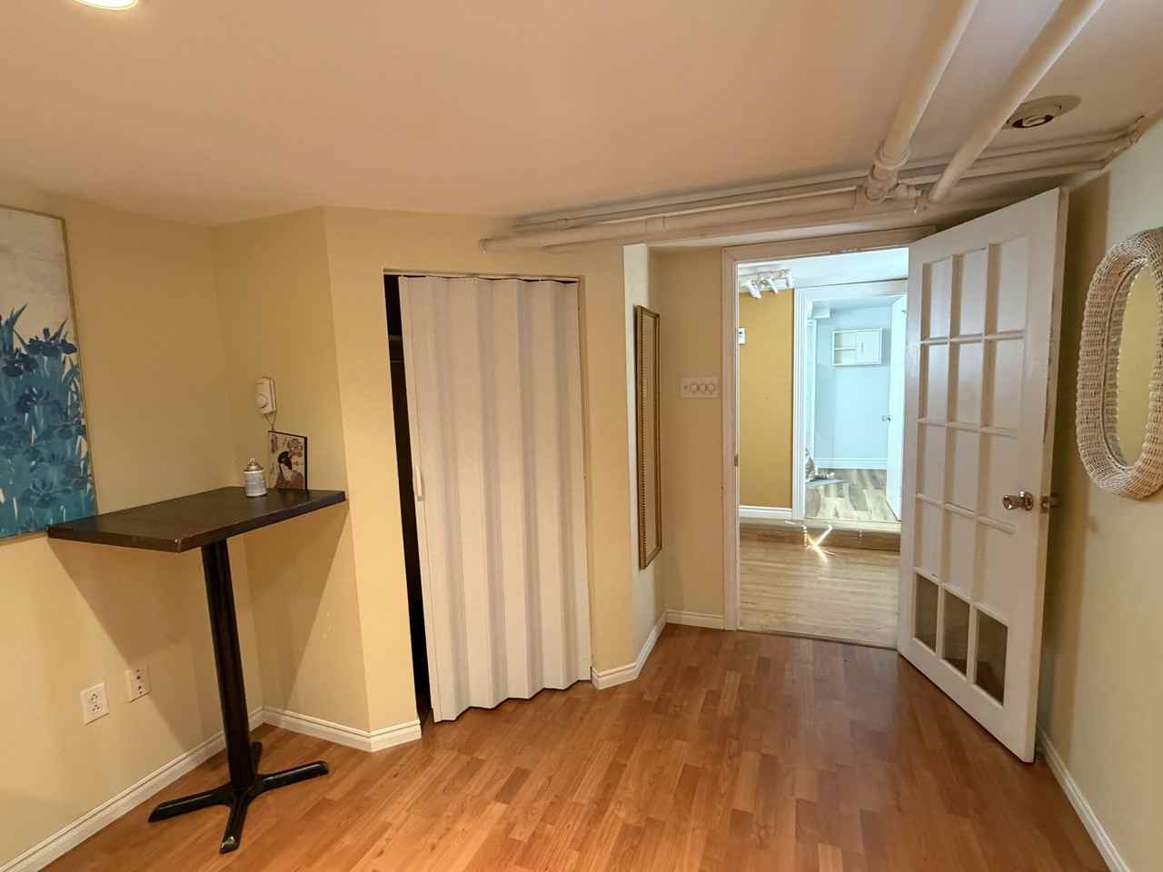921 McLean Street - Photo 7 of 9