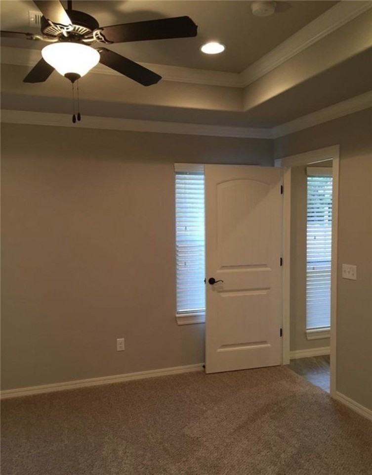3061 N Downs Ave - Photo 7 of 15